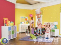 2013�����b���ИI(y��)�l(f��)չ�cǰ��